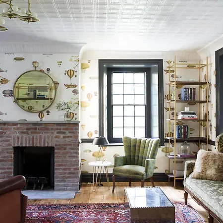 Hasbrouck House Hotel